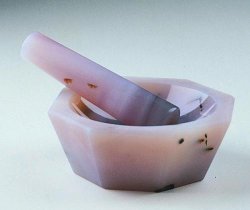 Agate mortar and pestle, 80mm diameter